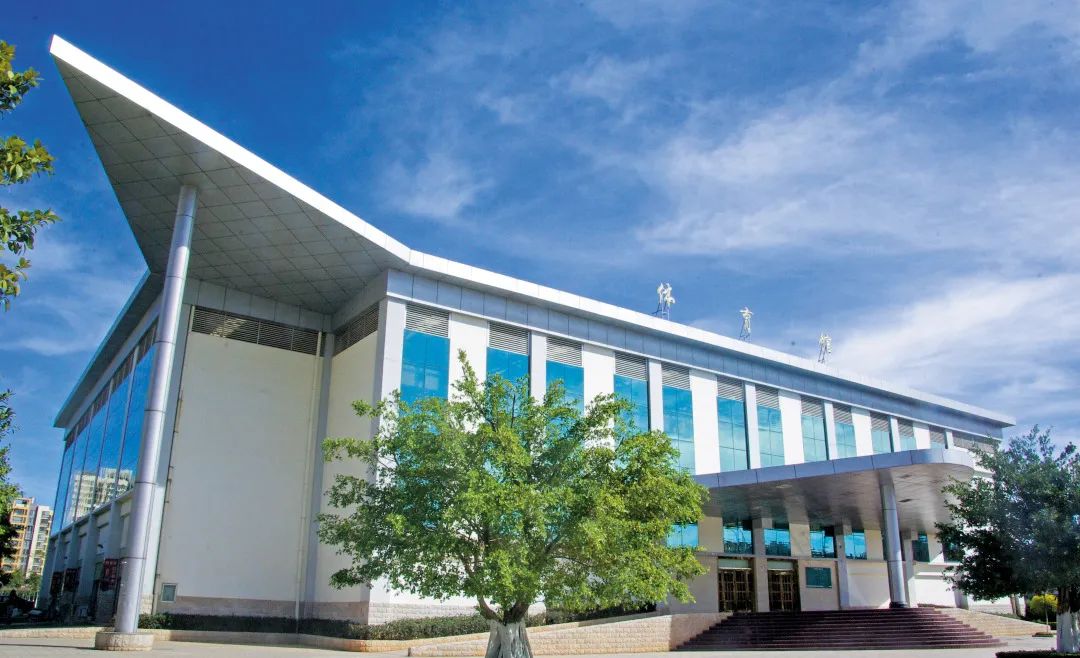 云南医药健康职业学院